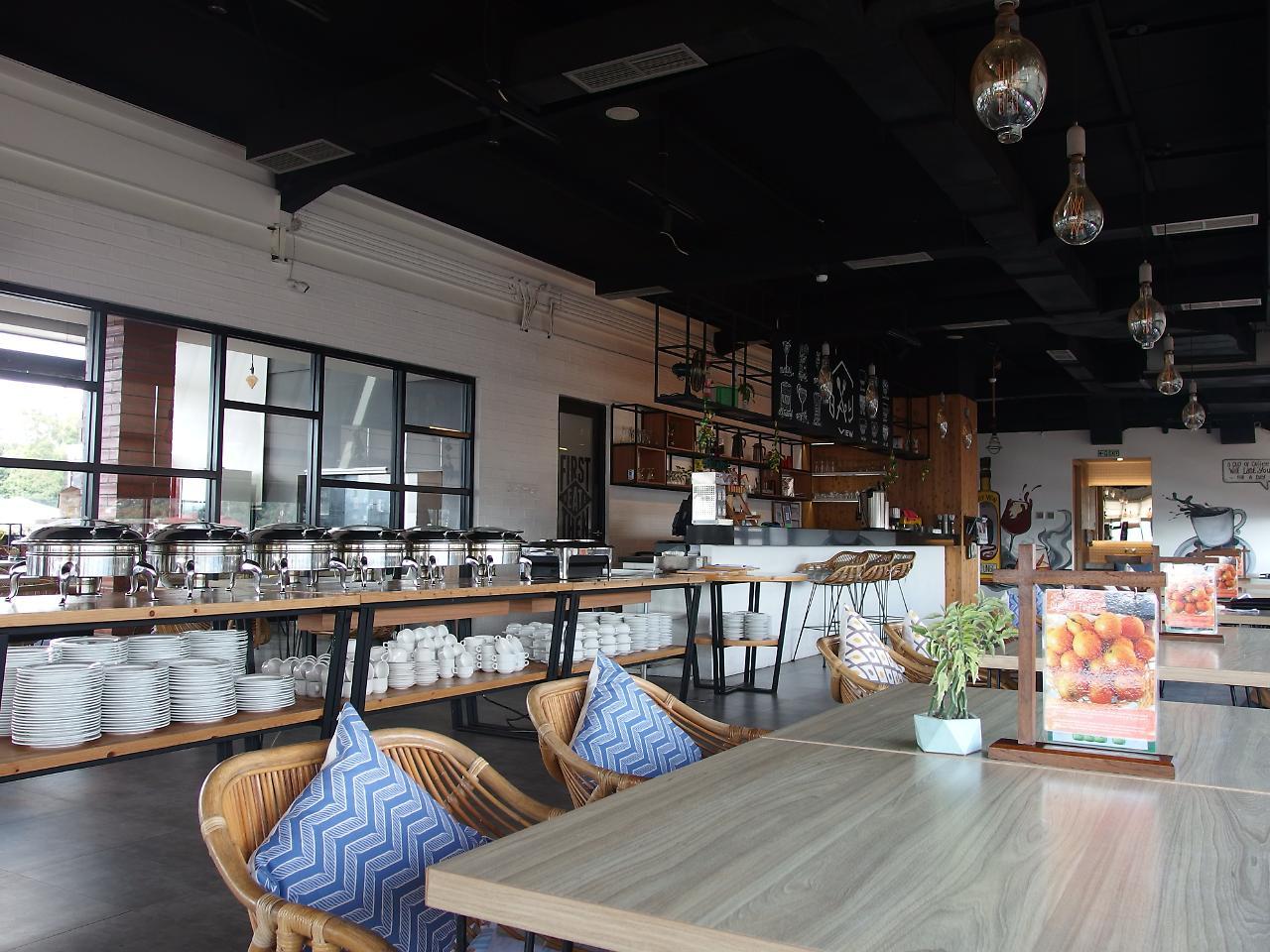 אמבון The City Hotel מראה חיצוני תמונה