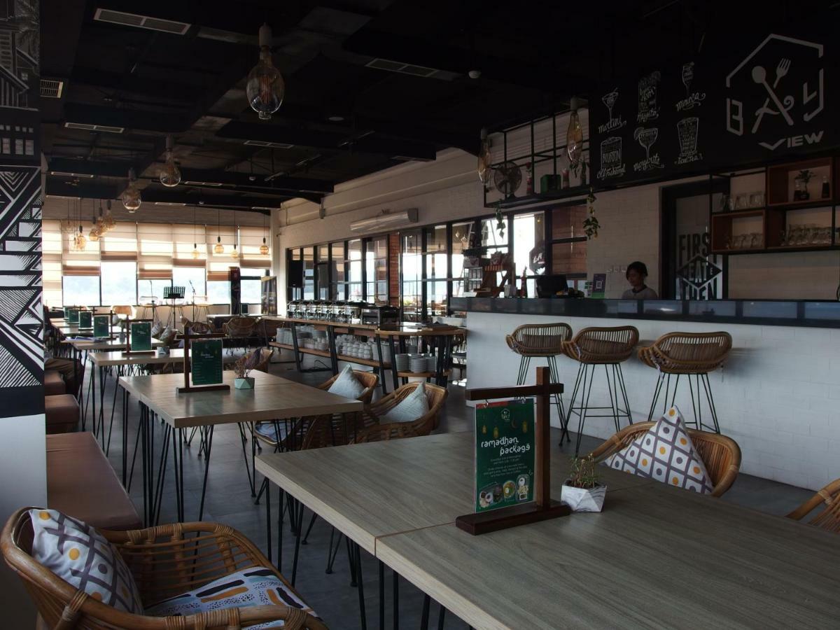 אמבון The City Hotel מראה חיצוני תמונה